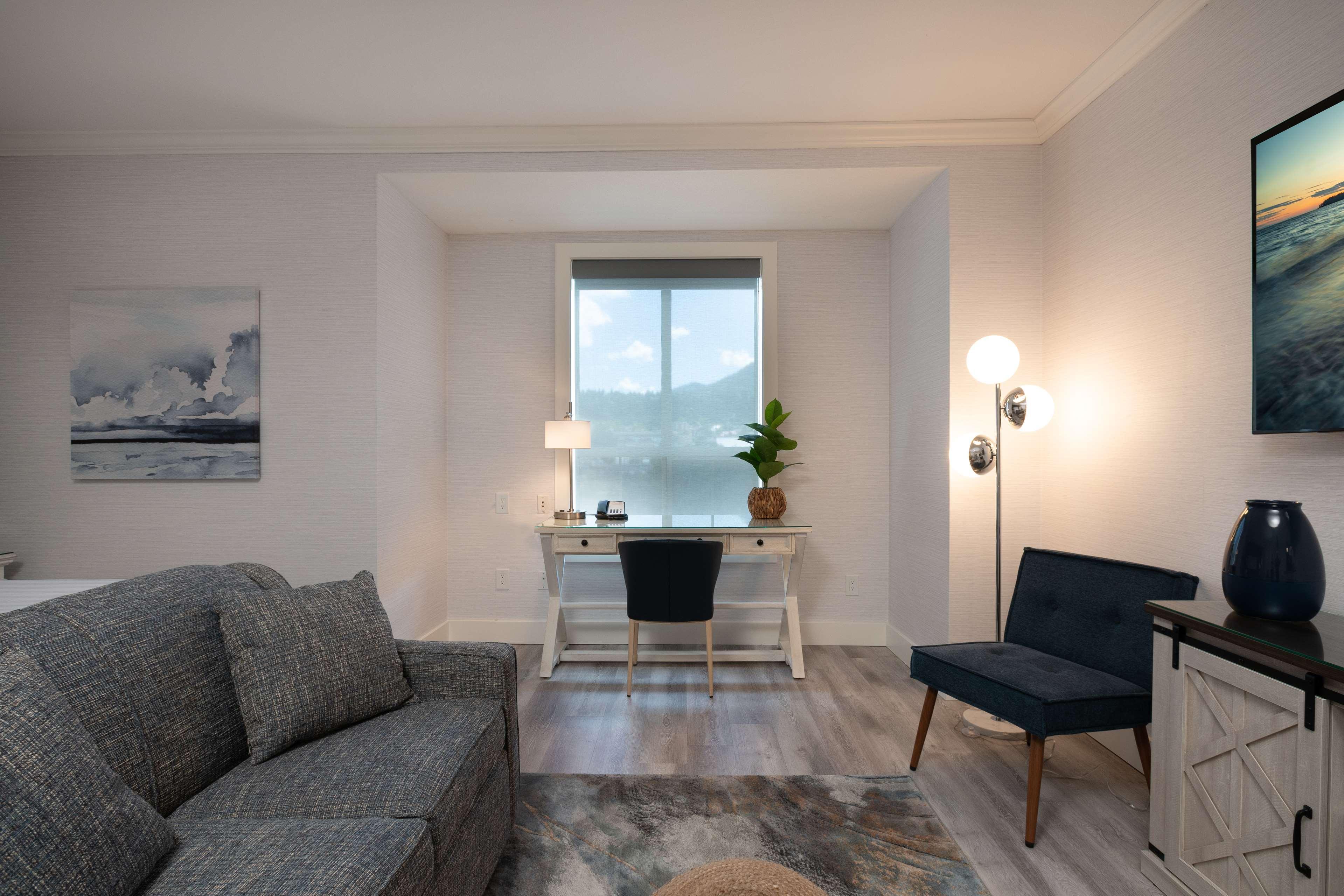 Prestige Harbourfront Resort, Worldhotels Luxury Resort Salmon Arm