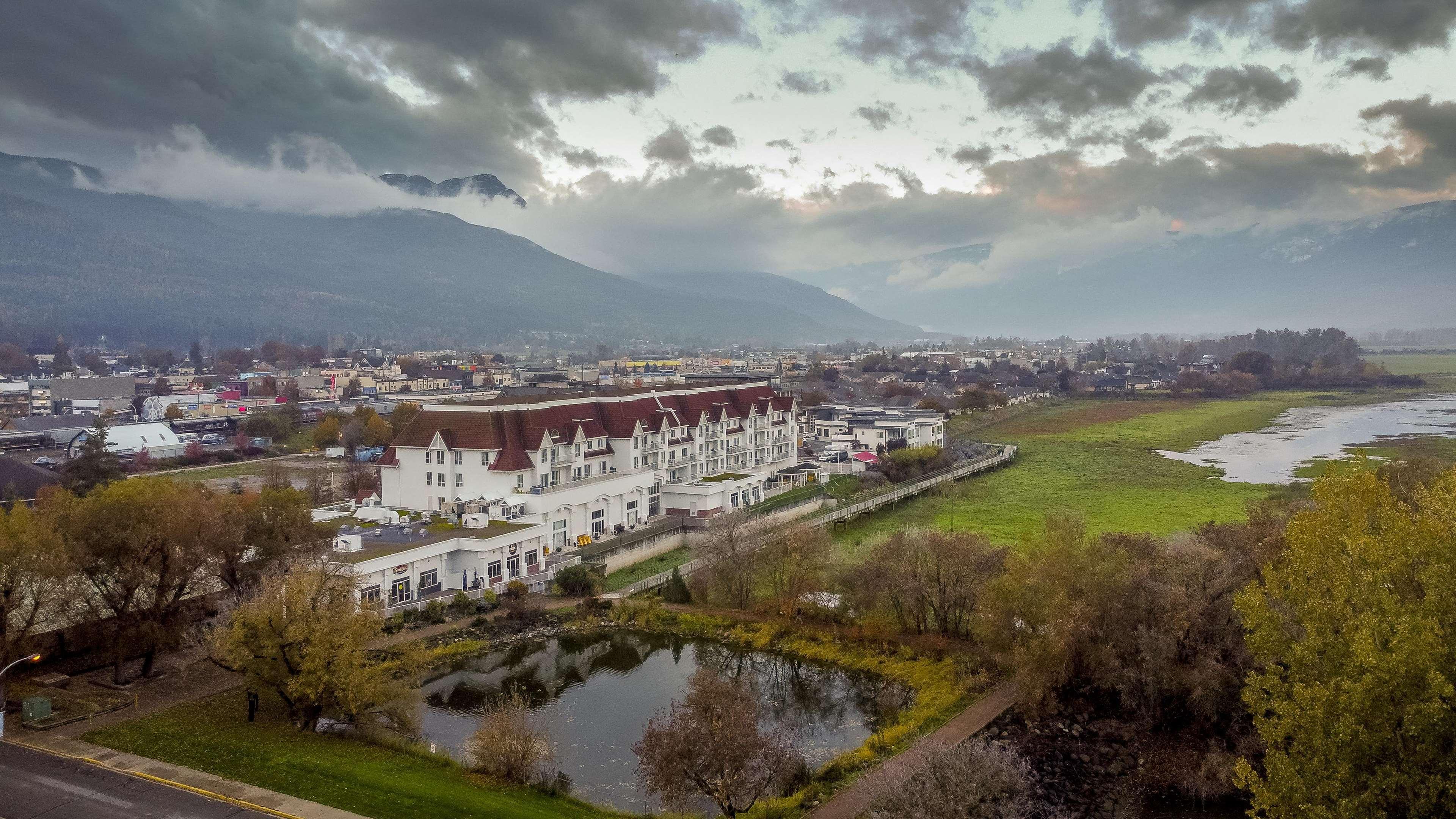 Prestige Harbourfront Resort, Worldhotels Luxury 4* Salmon Arm