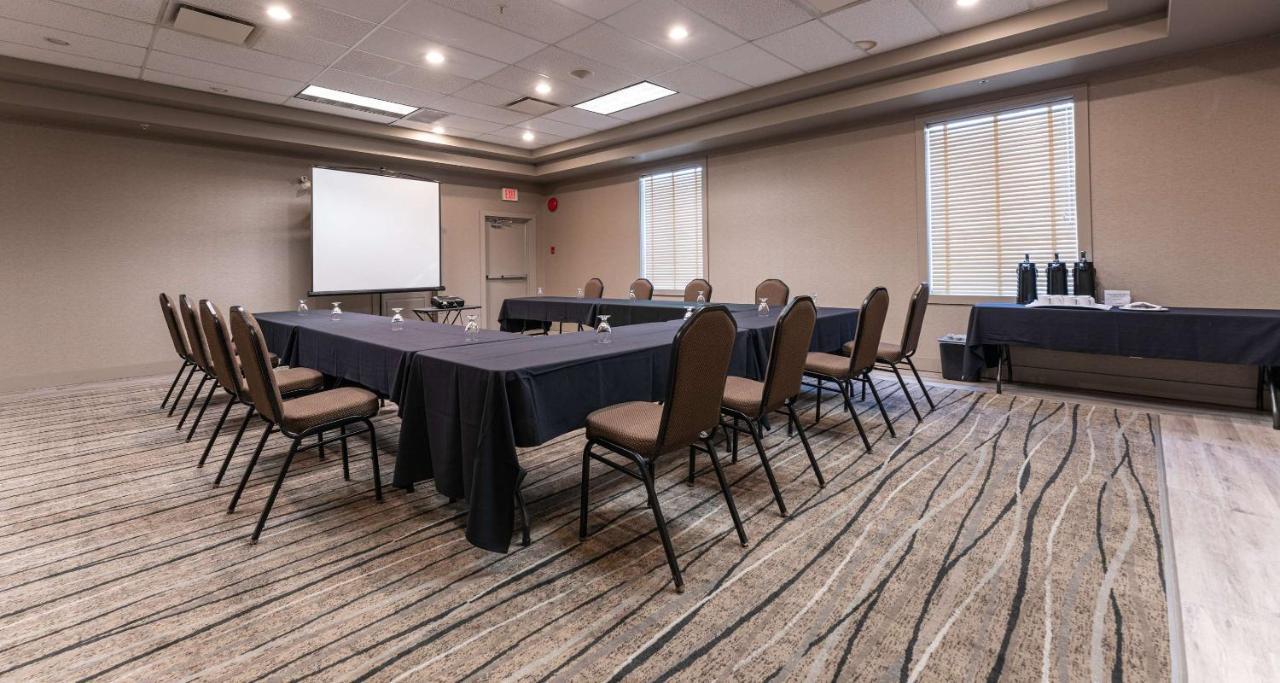 Prestige Harbourfront Resort, Worldhotels Luxury 4* Salmon Arm