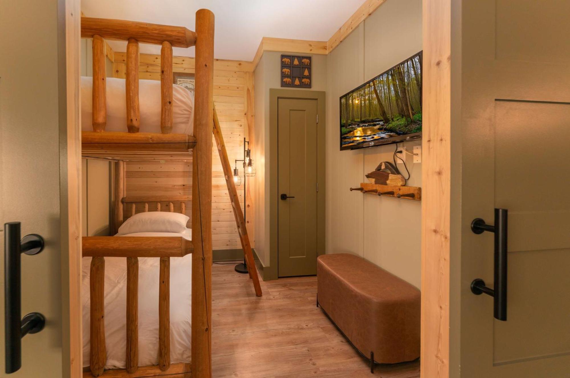 Prestige Harbourfront Resort, Worldhotels Luxury 4* Salmon Arm