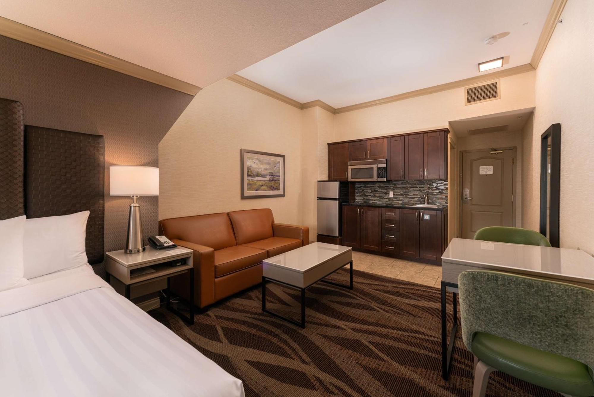 Prestige Harbourfront Resort, Worldhotels Luxury Resort 4*